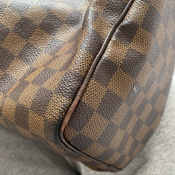Louis Vuitton Speedy 30 Damier Ebene Satchel - Picture 16 of 16